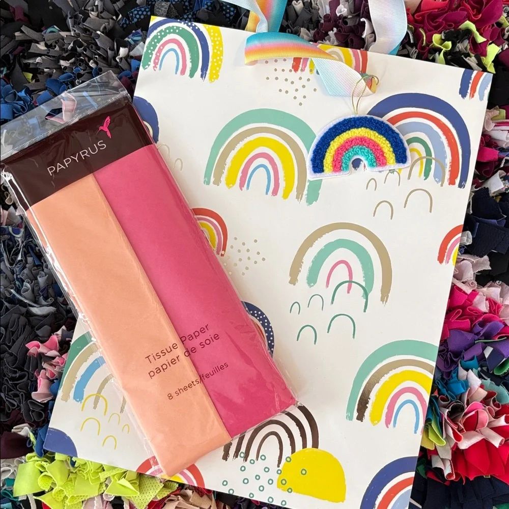 🆕Papyrus Rainbows Gift Bag And 2 Color Tissue Package